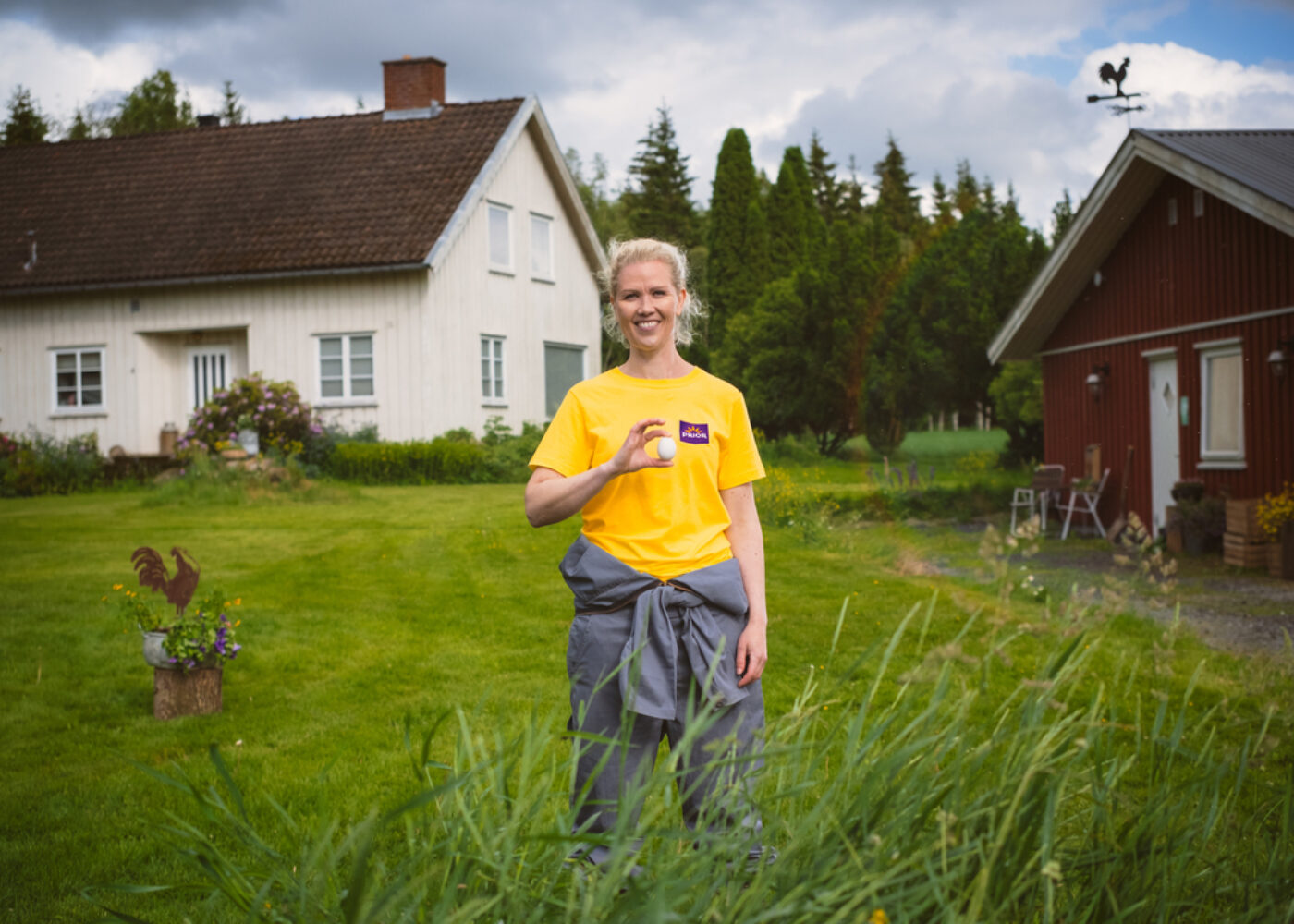 Aina, Eggbonde PRIOR.