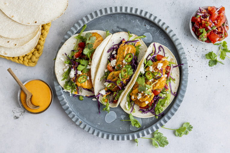 Taco med kyllingnuggets i wrap