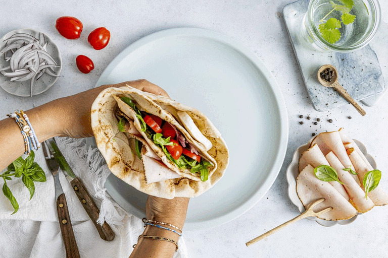 Lunsj-wrap med kyllingpålegg