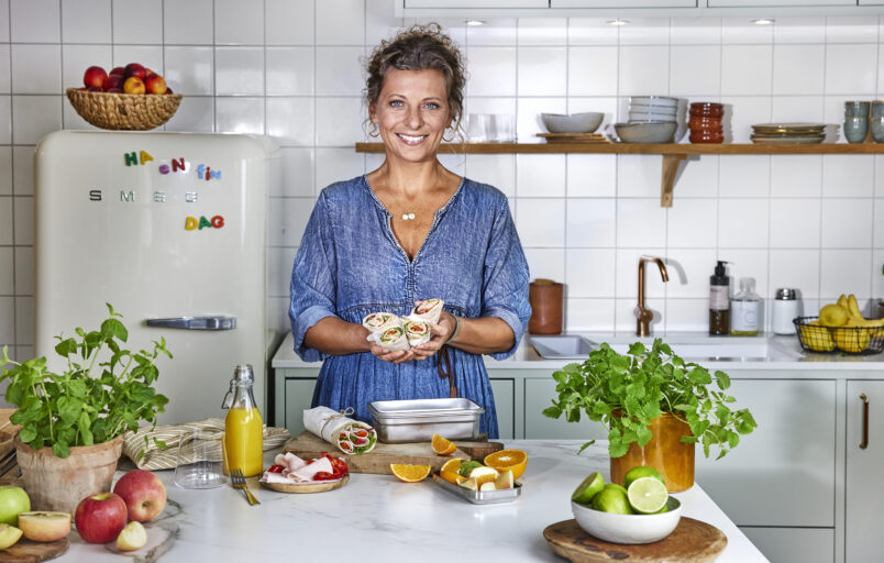 Lise FInckenhagen lager wraps med kylling- og kalkunpålegg til matpakken