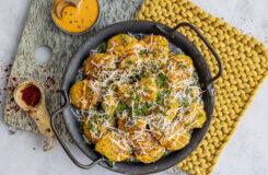 Kyllingnuggets med chilidipp og parmesan