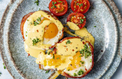 Egg og bacon frokostpaier