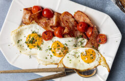 Egg og bacon