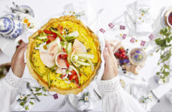 Slik lager du egg pai med kalkunfilet til 17. mai