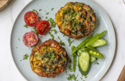 Frittata med spinat og røkt kalkunpålegg