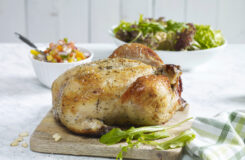 Hel kylling med salsa og nottesalat