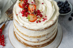 Naked cake med pistasjbunn