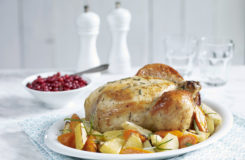 Helstekt kylling m rotgronnsaker